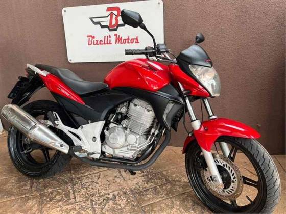 HONDA CB 300R 